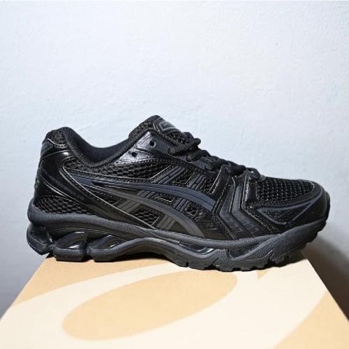 ASICS kayano