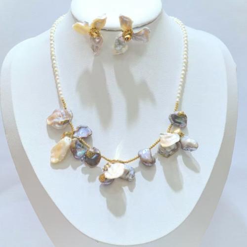 عقد صدف و لؤلؤ طبيعي