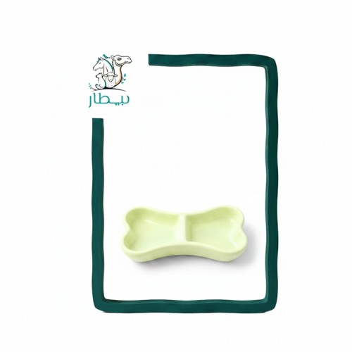 Plastic food dishes