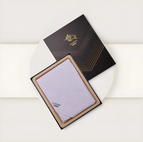 شماغ أبيض GODIVA