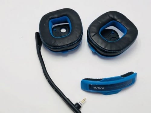 وسائد أذن إلغاء الضوضاء ASTRO A40 ازرق