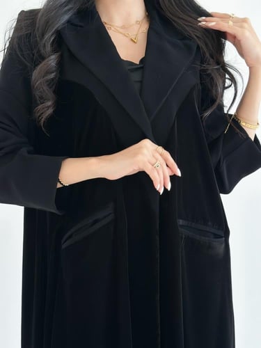 BLAZER مخمل اسود