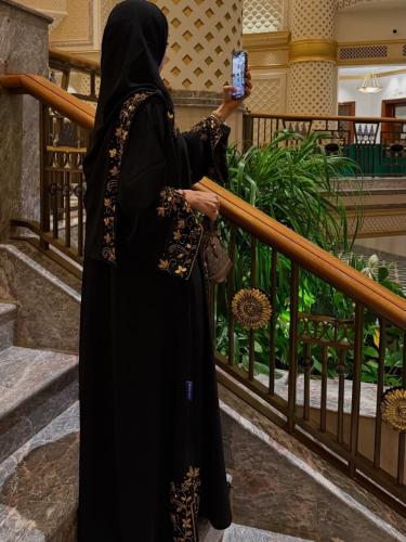 عباية روز