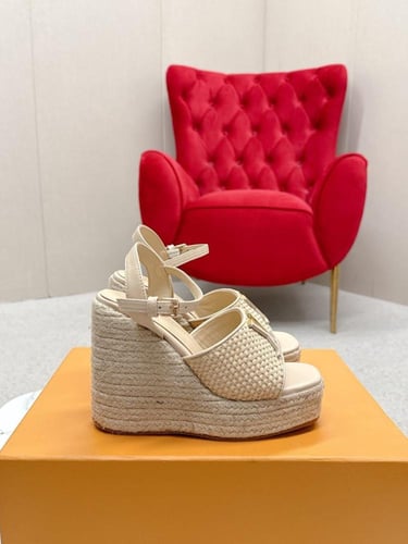 Lv heels