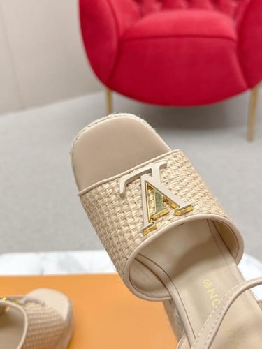 Lv heels