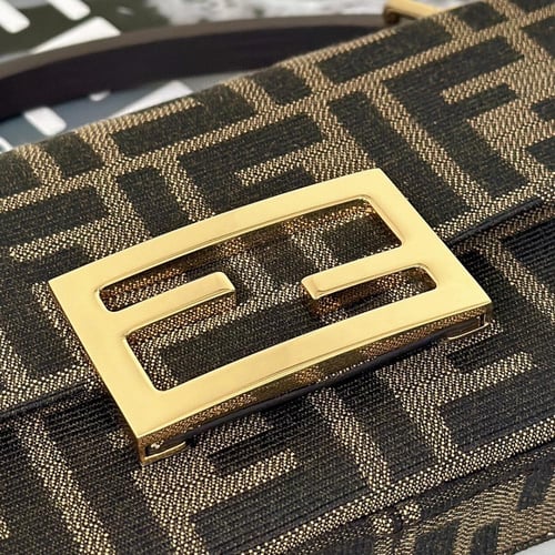 Fendi Baguette