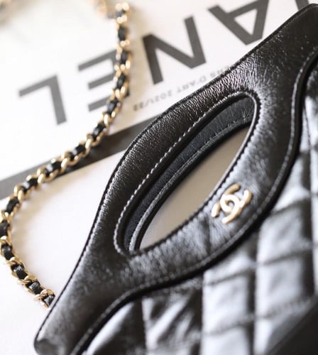 Chanel 31 Nano Gold CC Logo Shiny Lambskin Chain B...