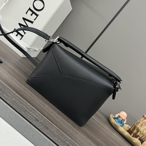 Loewe Puzzle Mini leather shoulder bag
