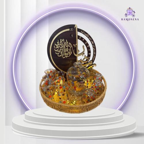 سلة رمضانية كبيرة (1) تحتوي على ديكور تقويم رمضان...