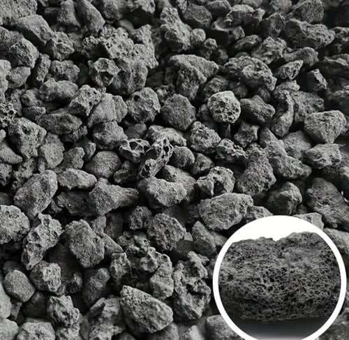 صخور بركانية صغيرة