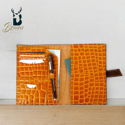 منظم متعدد الاستخدامات (جلد طبيعي 100%) من Bamm Gu...