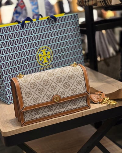 توري بورش - مونوغرام كتف ماستر