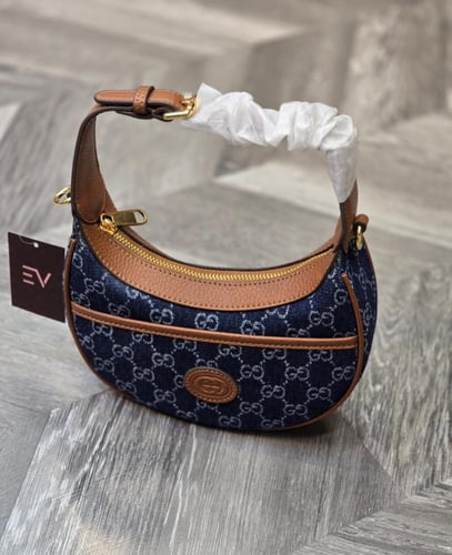 قوتشي - نصف القمر