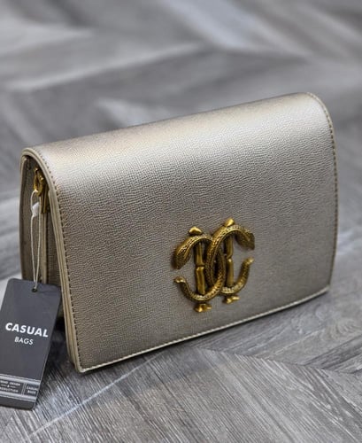 شنطه كيورا الفخمه