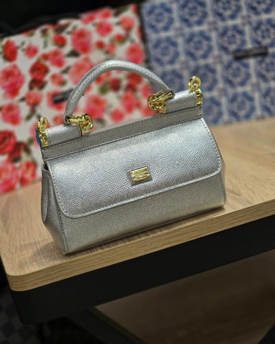 دولتشي اند غابانا - صغير ماستر