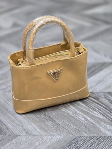 شنطه شبيهة جيس هاي كولتي