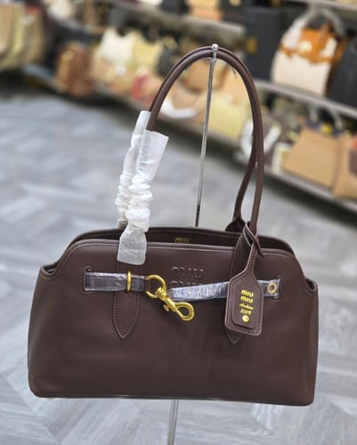 ميو ميو افينتور ماستر