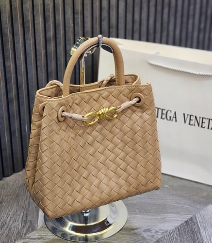 بوتيقا - انديامو