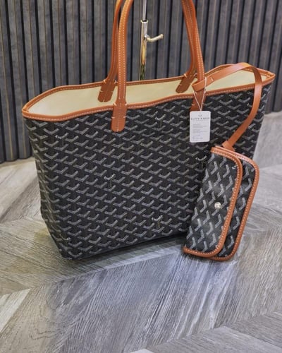 قويارد - توت باق