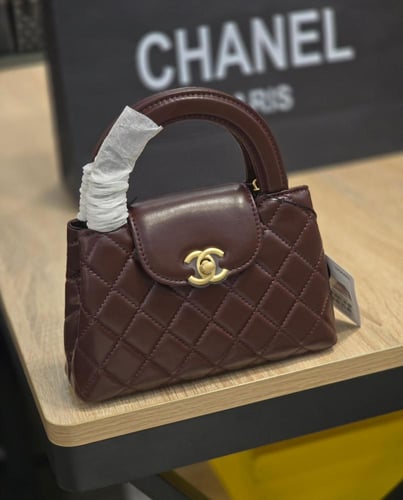 شانيل - كيلي ماستر