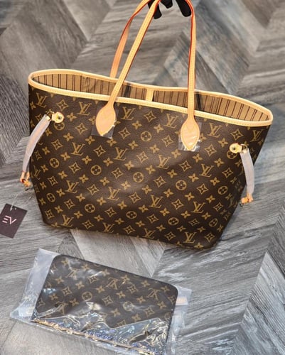 لويس فيتون - توت نيفرفول ماستر