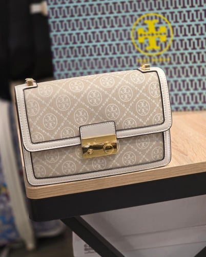 توري بورش كتف مونوغرام