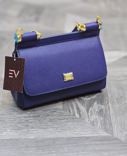 دولتشي اند غابانا - وسط ماستر