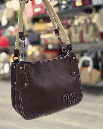 ميو ميو كتف ماستر