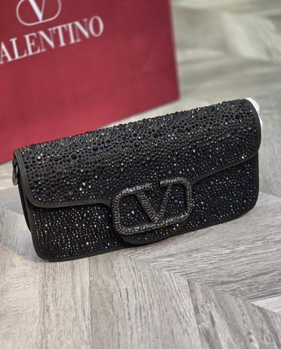 فالنتينو - لوكو وسط ماستر