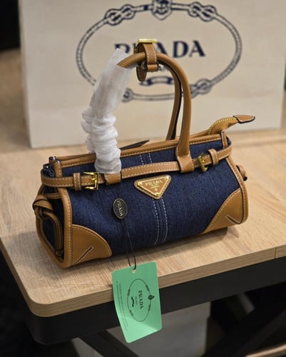 برادا بوني جينز