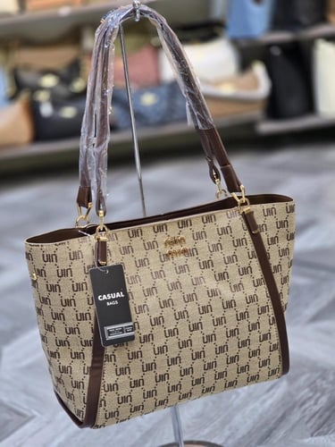 شنطه كبيره كتف شبيهة ميو ميو هاي كولتي