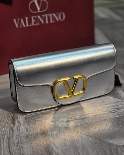 فالنتينو - لوكو وسط ماستر