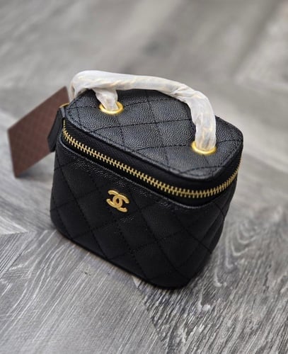 شانيل مايكرو ماستر