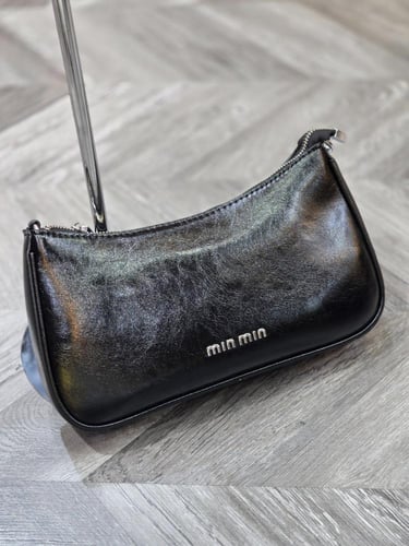 شنطه كروس شبيهة ميو ميو هاي كولتي