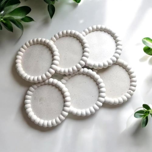 توزيعات كوستر بتنسيق ثيم