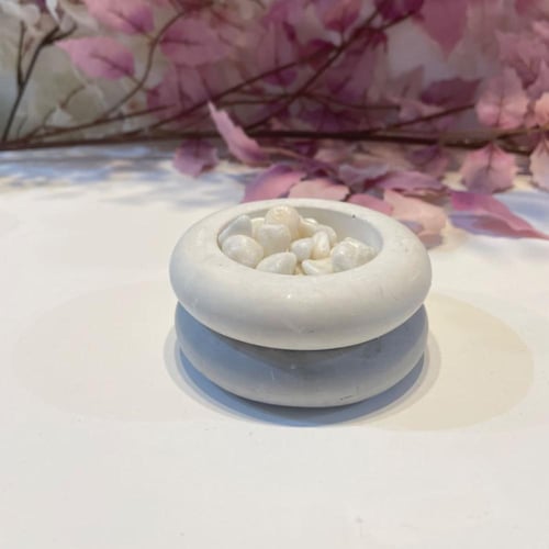 مبخرة مصنوعة بالاسمنت للتوزيعات( 12 حبات)