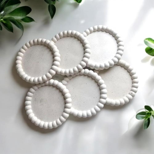 توزيعات كوستر بتنسيق ثيم