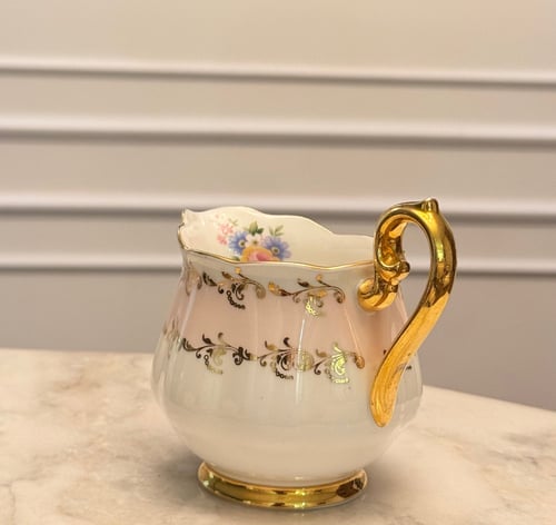 Pot and sugar bowl