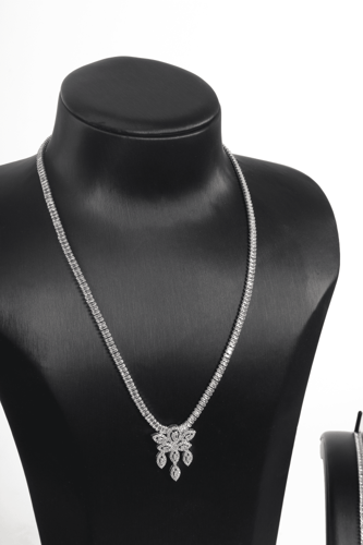 طقم اكسسوار زركون 4 قطع - (تصميم رقم 5)