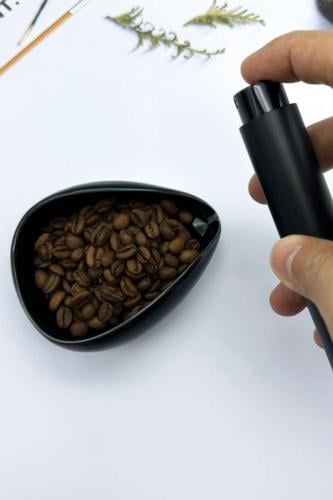 صحن قياس + بخاخ ترطيب البُن