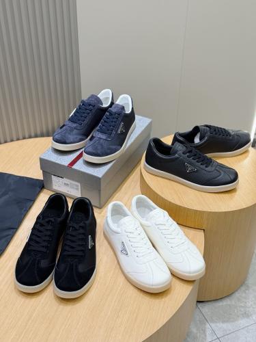 حذاء برادا Prada