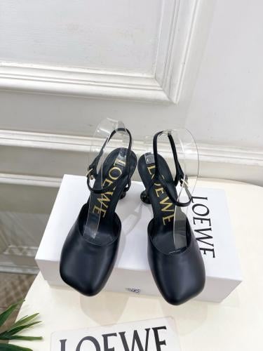 كعب عالي لويفي LOEWE