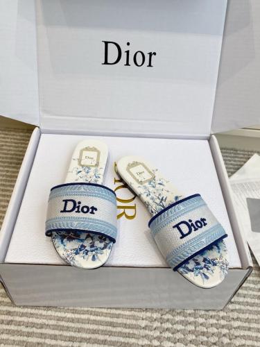 صندل ديور DIOR Dway