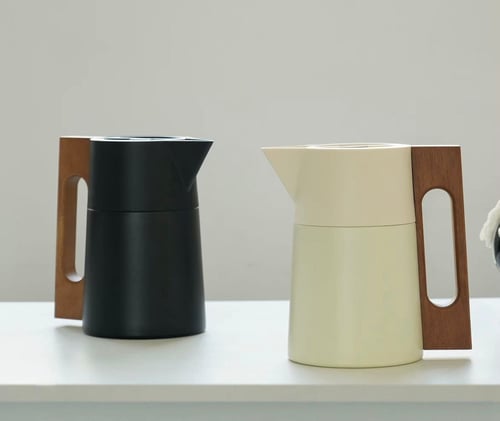 ترمس ستنليس ستيل اسود حجم صغير - 1.0 لتر