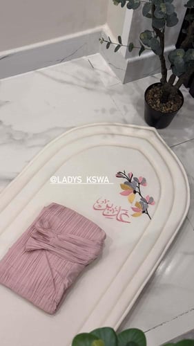 طقم اوركيد