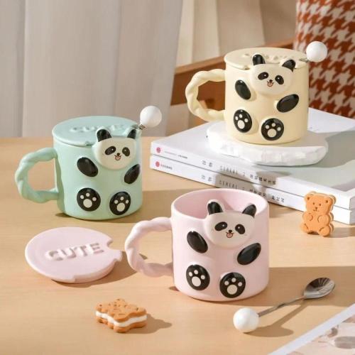كوب سيراميك بتصميم باندا