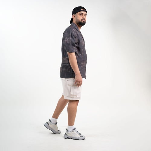 قميص نصف كم كاجوال رسم عشوائي - رمادي