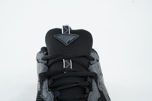 سنيكرز نيو بالانس 610 New Balance - أسود ورمادي