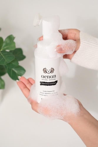 غسول عينان سيكريت للوجه