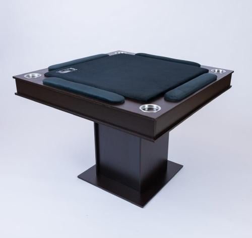 طاولة بلوت كبيرة